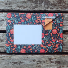 Load image into Gallery viewer, Folklore Pigeons